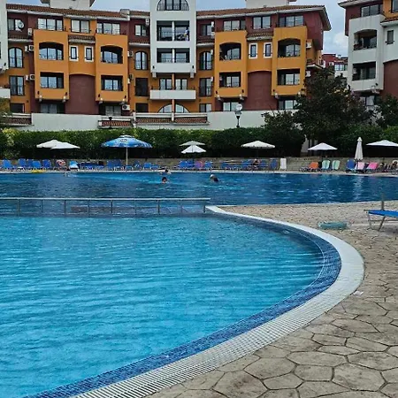 Апартаменты Sorrento In Marina Cape *